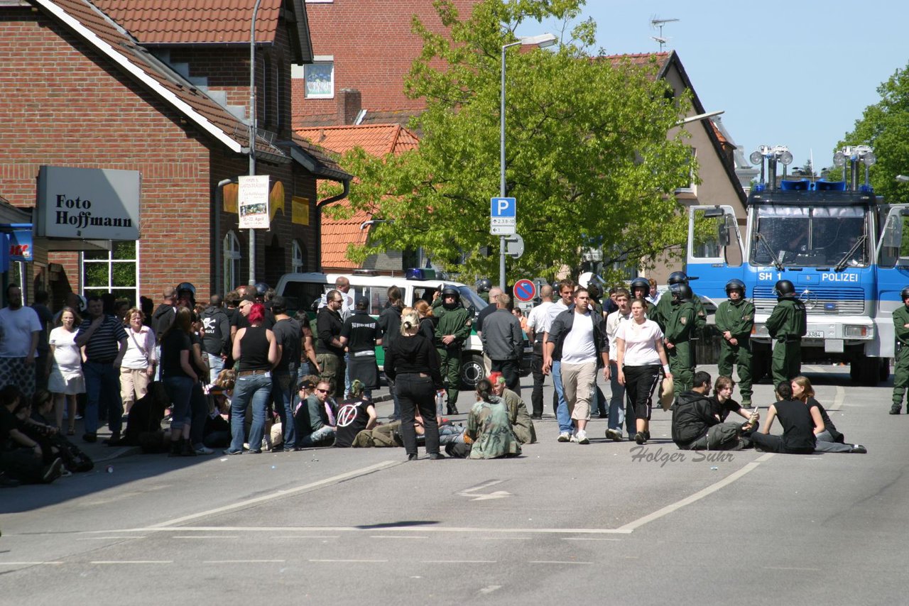 Bild 59 - NPD in Bramstedt am 1.5.07